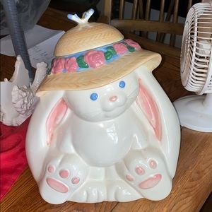 Bunny cookie jar!